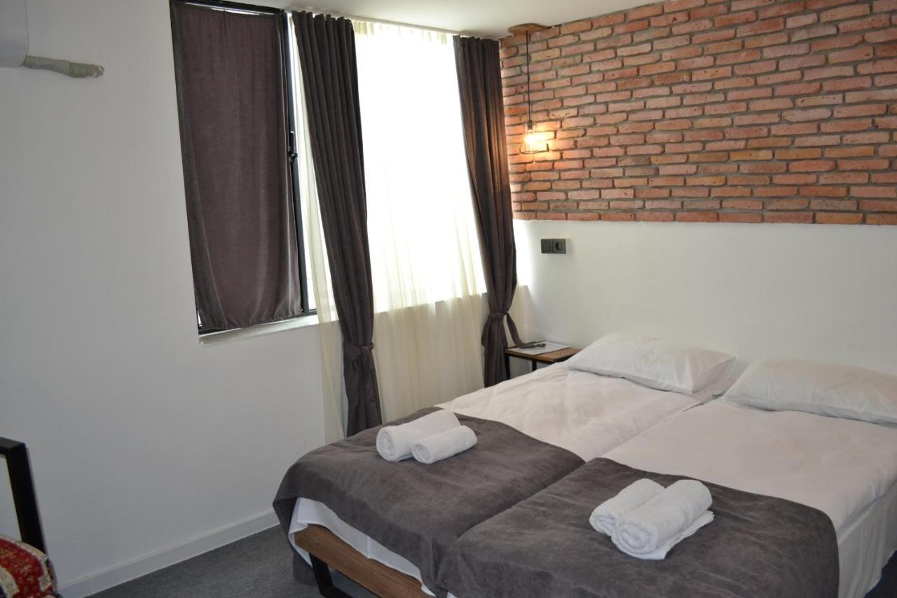 Hotel Baratashvili 12 Tbilisi Eksteriør bilde